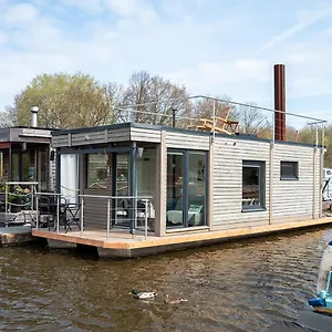 Botel Hausboot Wilma