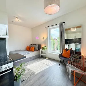 Gemütliches Studio-apartment Im Ruhigen Bergedorf