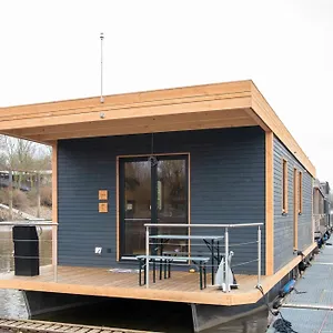 Komfort-hausboot Diva Mit Kamin Hamburg