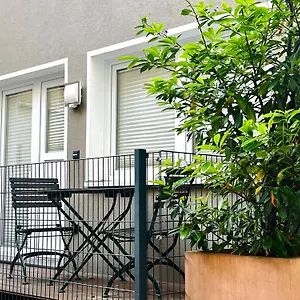 Aparthotel Terrassen-apartment-with-breakfast Hamburg