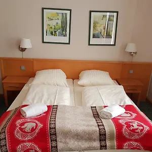 Hotel Mediterran 3*