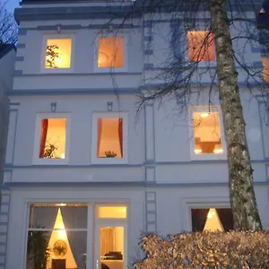 Alster Garden Apartment *