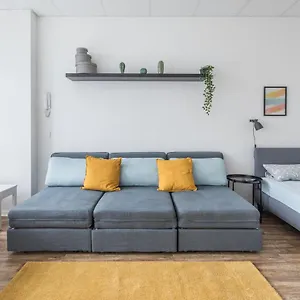 Apartment Spacious In For 12