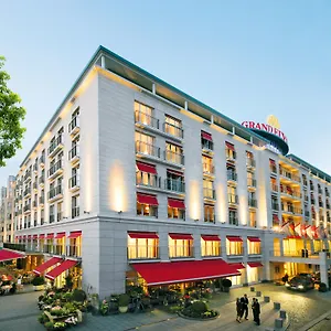 Grand Elysee Hotell