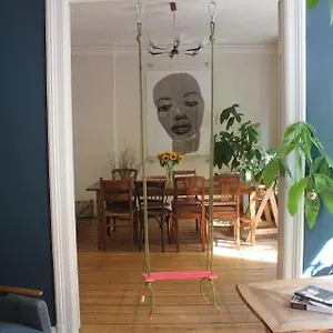Apartment Family Friendly Funhouse Centrally Located In Ottensen