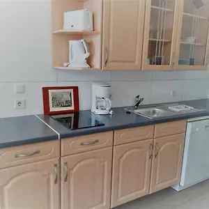 Mehrbett-apartment 8 Citynah, Einfache Ausstattung