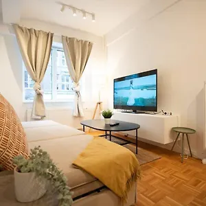 Lejlighed Living In Center Hamborg