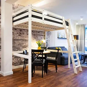 Shabby Chic In Ideal Location Hamburg