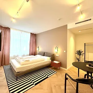 Stayzz By Homyzz - Modern Alsterdorf -winterhude- Stadtpark Aparthotel