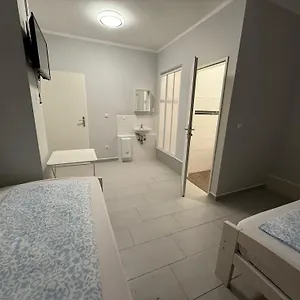 Rest L97 Guest house *