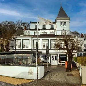 Strandhaus Am Leuchtturm Gasthof