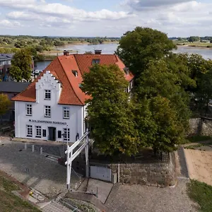 Hotel Traditionshaus By Zollenspieker Faehrhaus 4*