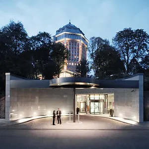 Hotel Moevenpick 4*